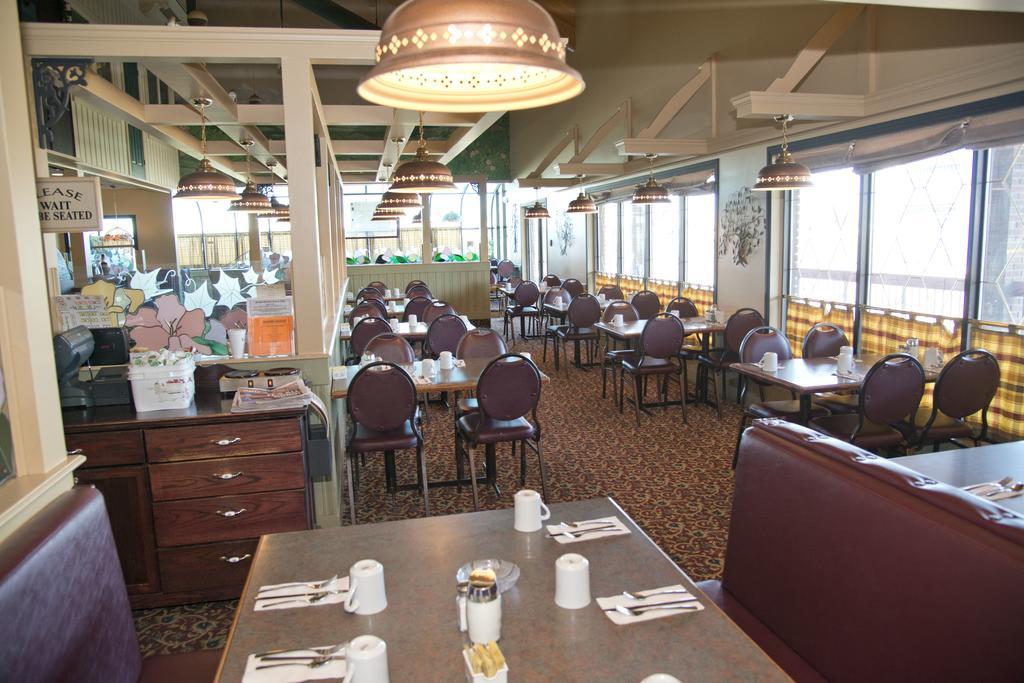 Canadas Best Value Inn Whitecourt Exteriör bild