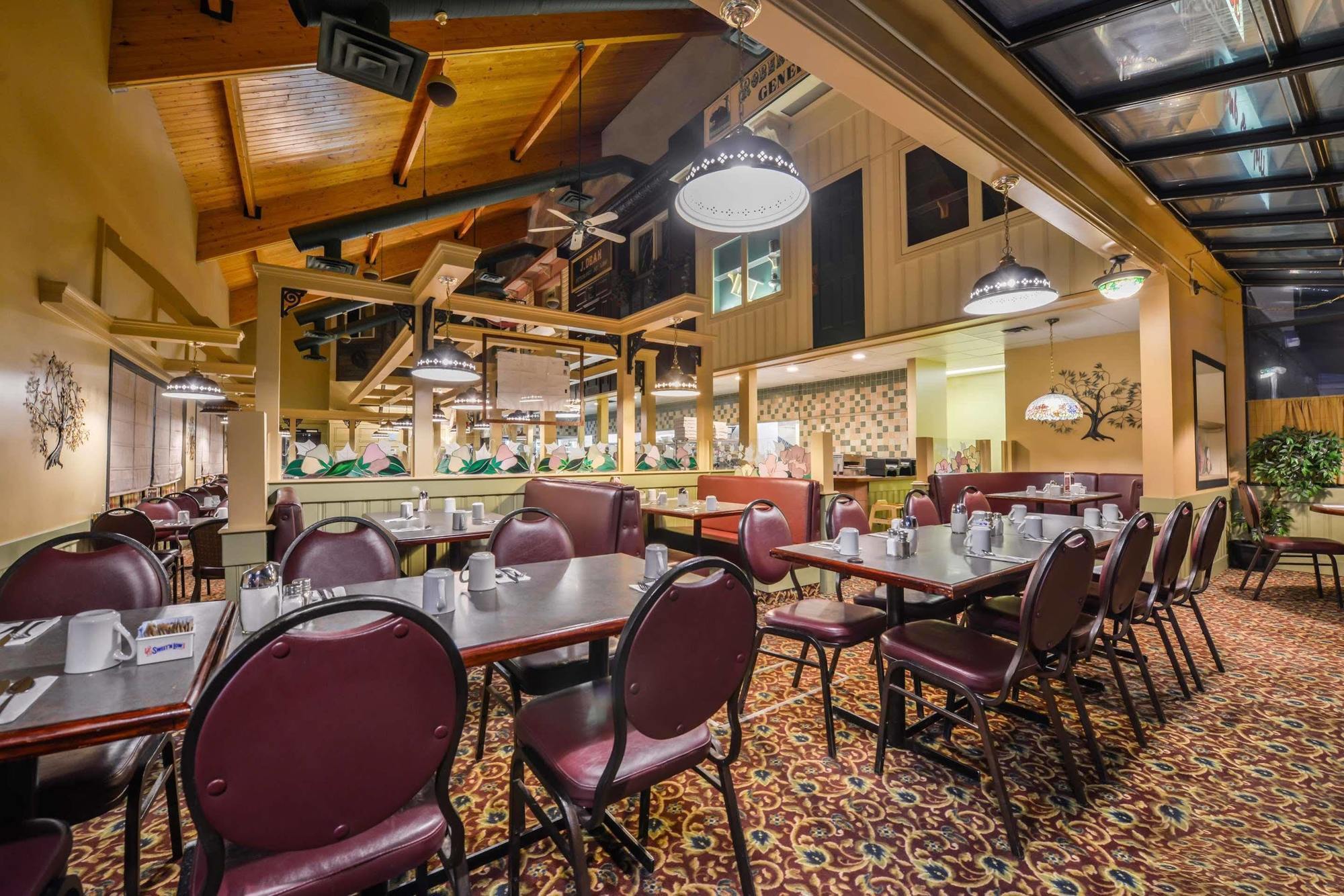 Canadas Best Value Inn Whitecourt Exteriör bild