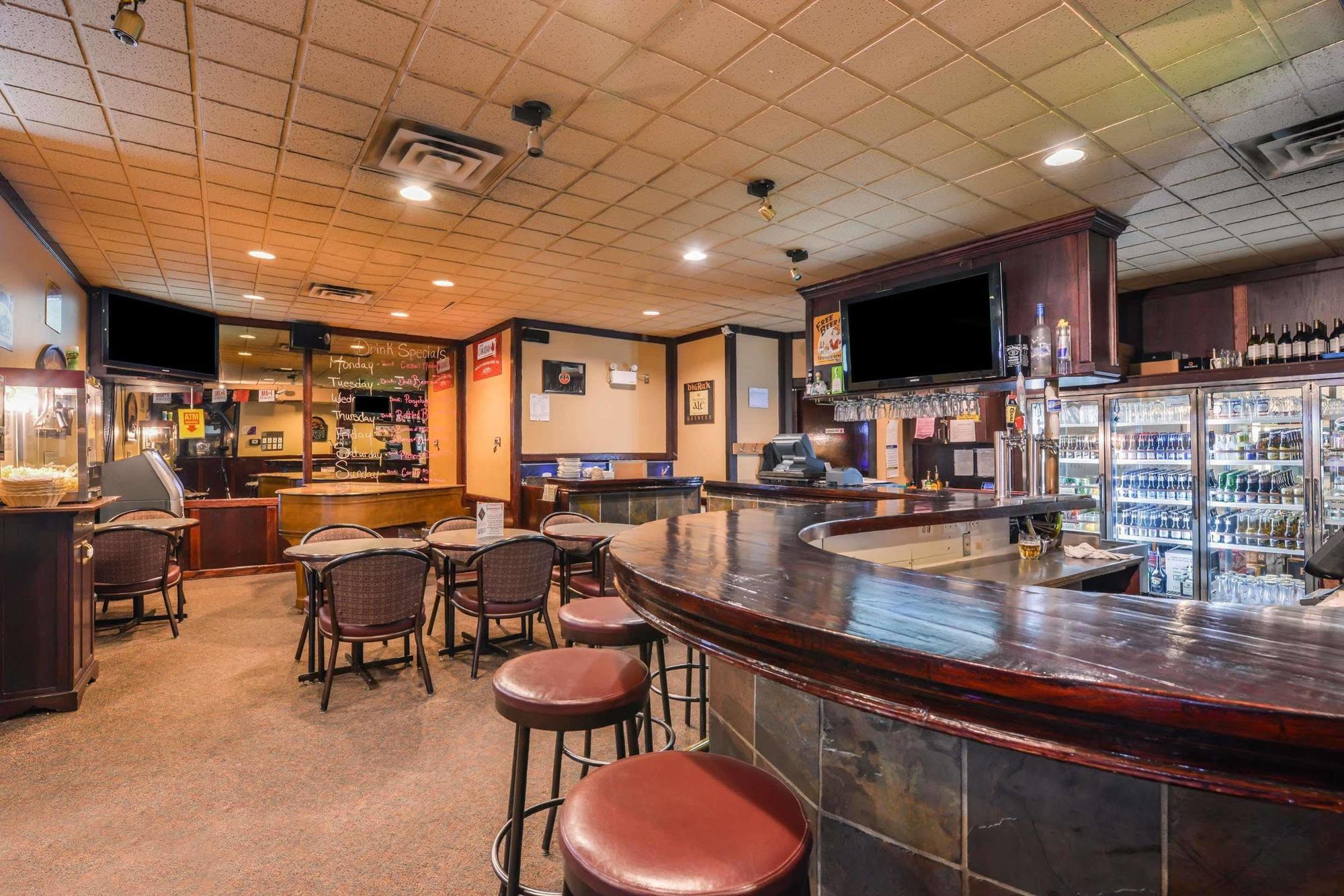 Canadas Best Value Inn Whitecourt Exteriör bild